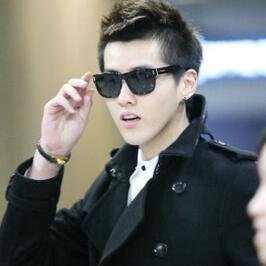 อี้ฟาน'บอท คนหล่อ#ฟอลแบคบอท #05082014