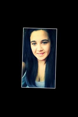 *so young, so damaged* bbm: 52DA203D