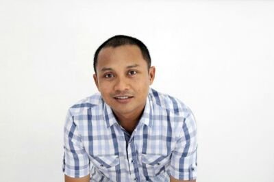 an architect with (complex) vision