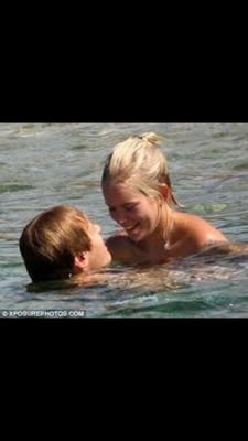 Hey I'm Girlfriend to Sebastian Vettel and Mother of our beautiful daughter Emilie Vettel