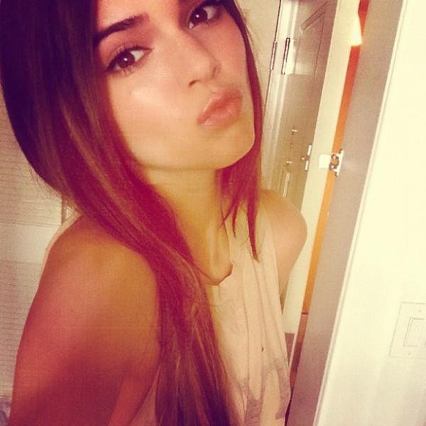 AnneeAriana's profile picture. 