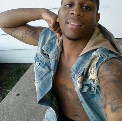 BITCH IM TEAM #BigDaddy #TeamJOJO #TeamHBoff61#LBD$ a real ass nigga doin real as shit ...... HB bitch all the hoes know our name heyyy Bitch we HOTBOYS
