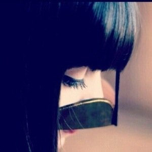 ‏‏♡‏سواءكنت ناجحا.. ام فاشلا سيتحدثون عنك بسوء..فلاتبالي لأن الناس لم يجدوا عيبا في الذهب فقالو إن بريقه يتعب العيون♡