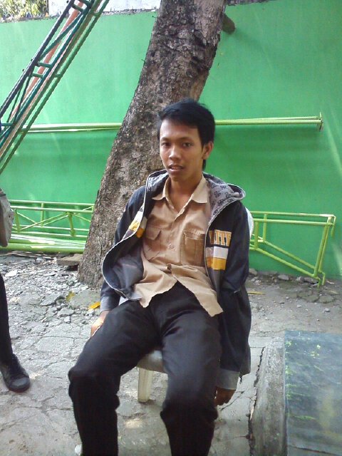Suka kesederhanaan dan suka menerima apa adanya
