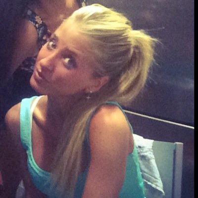 PatiChavarria's profile picture. Auxiliar de producción en El Hormiguero. Parte del equipo de Ciencia y muy rubia.