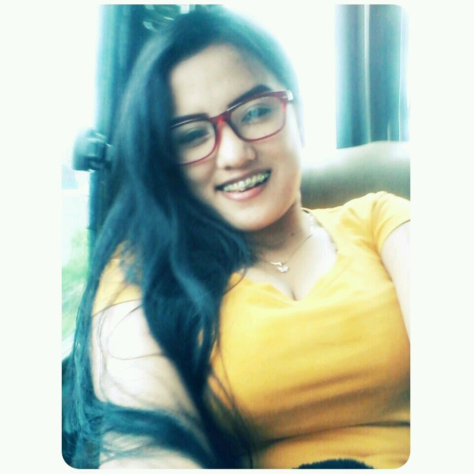 Noviebagone's profile picture. Kadang, perhatian yg diberikan cewek ke cowoknya dianggap lebay sama cowoknya. Padahal pada dasarnya cewek ngelakuin itu tulus dari hati. #padang/plg     // D'S