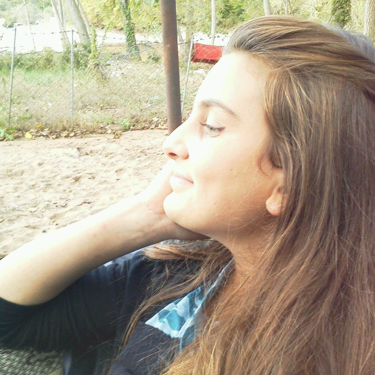 sude2001eren's profile picture. 