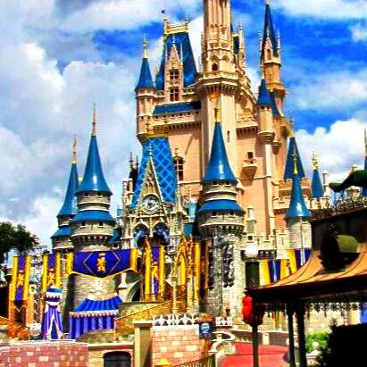 OrlandoAddict's profile picture. Visit http://t.co/OwpjTcVZmL, an Orlando Travel Blog