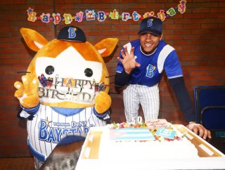 プロ野球、横浜DeNAベイスターズ、千葉ロッテマリーンズを応援しています。他球団のファンの方とも仲良くして頂けたら嬉しいです！野球以外にもスポーツ全般、芸能に興味があります。