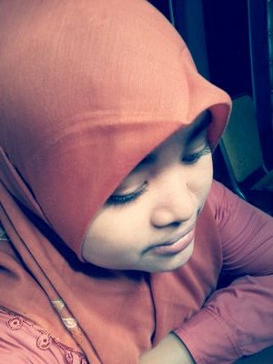 raih cinta dan cita-cita tanpa harus melupakan ALLAH SWT.