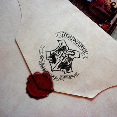 ¡Bienvenidos al Colegio Hogwarts de Magia y Hechicería! Pronto te llegará tu ansiada carta.