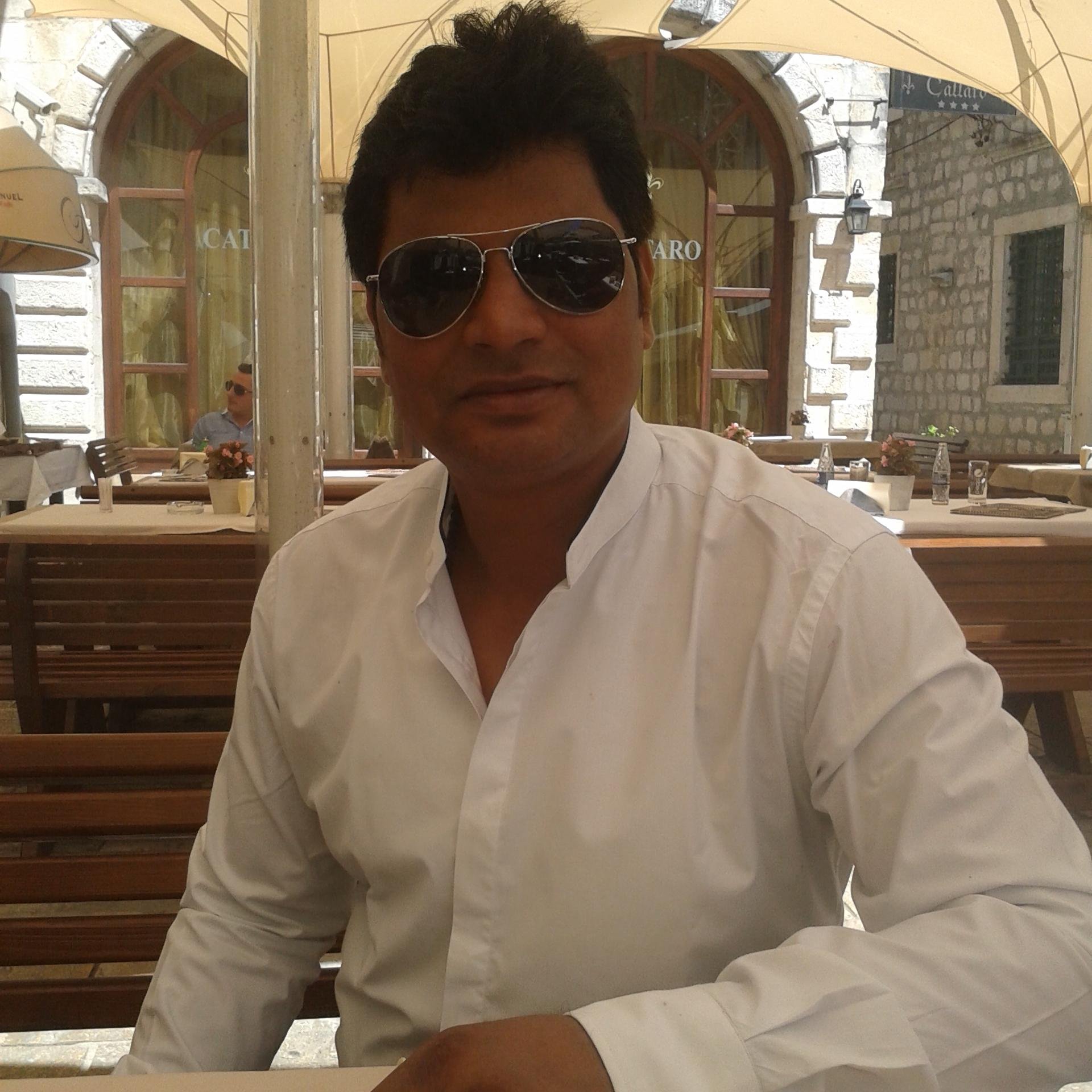 vickyTACHMonte's profile picture. Novice Entrepreneur ... Currently dating Montenegro !!
Promoting this new found Adriatic gem. Developing themed resorts there !!