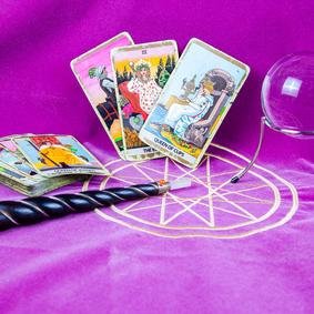 TirageDesTarots's profile picture. #INCROYABLE Essayez gratuitement le plus troublant des Tirages des Tarots et laissez vous surprendre par ses prédictions : http://t.co/smWmWAWsDP #tarots