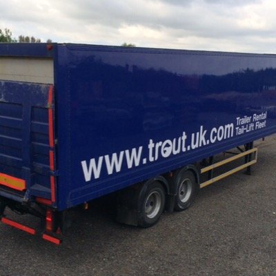 owner operated artic trailer hire from south leicestershire base supplying curtainside, box, flatbed and double deck artic trailers to the haulage industry.