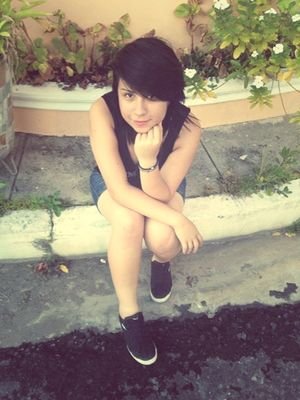 Y despues de todo su felicidad se convirtio en lo unico importante para mi... ♡