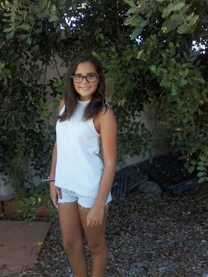 Sou bues de divertida, tenho 14 anos e sou fixe!! :p