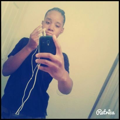 MikeraClark's profile picture. kik me @chante66 and follow me on ig @x3.lightskinn if u follow me I will spam u