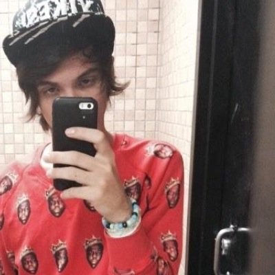 AlexsSelfie's profile picture. 