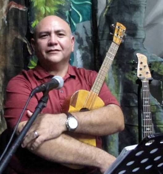 Aprendiendo día a día, disfrutando lo que la vida me ofrece. Ma'alob Kuxtal.:.