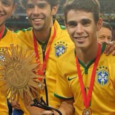Tinha que ser fã do tal jogador do Chelsea
