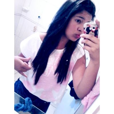 - Instagram : a_tal_da_montes