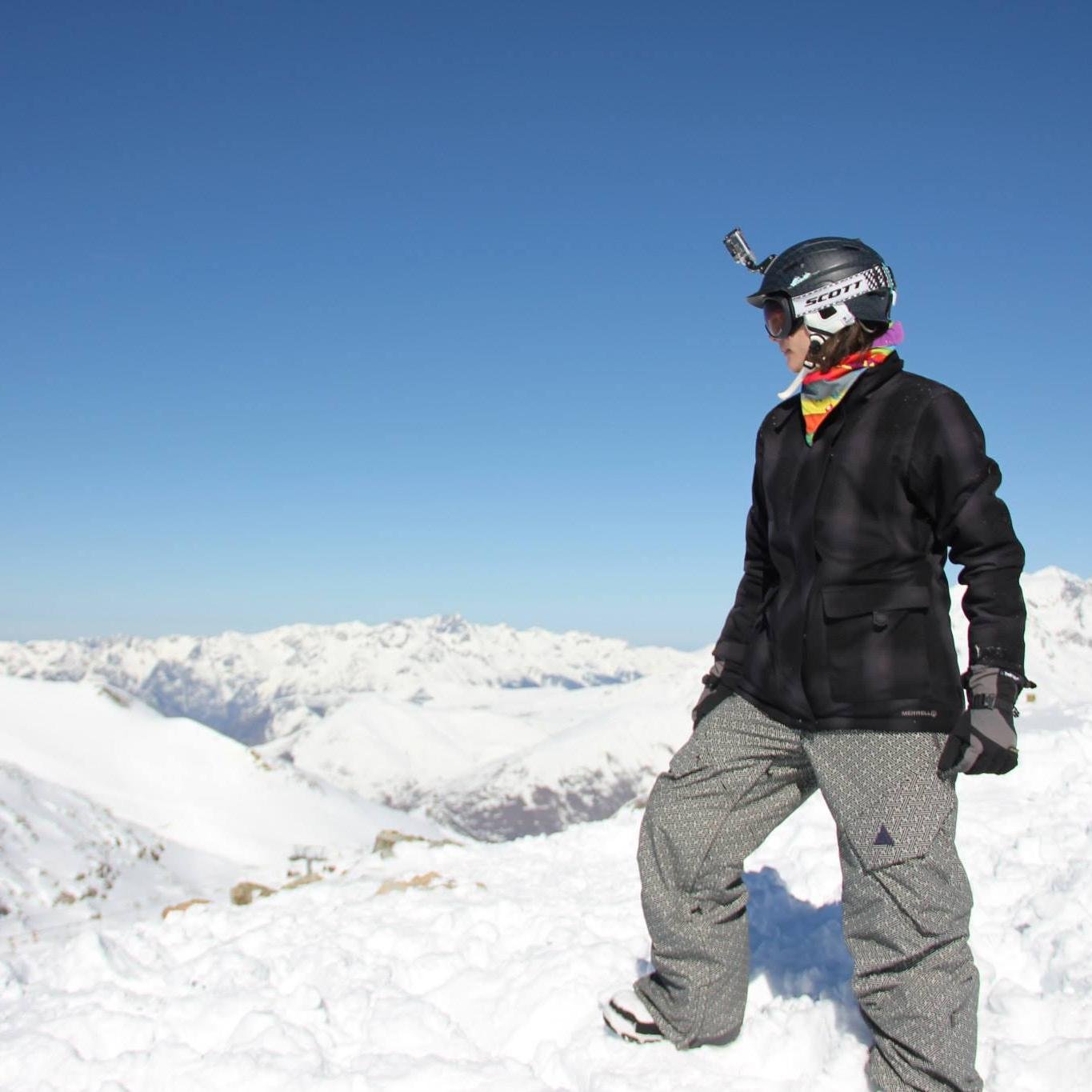 My mission is to spread the love of snowboarding especially within the female community as I believe it can help to empower women to face their fears.