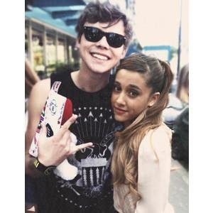 hi i'm Ashton Irwin's sister. i'm 17. i'm a singer,dancer, and a tomboy. i love pizza, the beach, and my brother #taken by @jackjohnson115