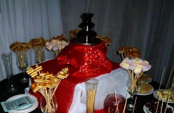 Servicio para Eventos. Infantiles, quince años, casamientos, bautismos, comuniones, recepciones. facebook/kaloseventos