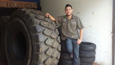 vicepresidente de SiverCauchos DRANEKO c.a venta de todo tipo cauchos, tripas, protectpres de toda las medias. Valencia edo Carabobo