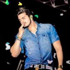 Pois só quem sonha,
 Consegue alcançar ♫♪