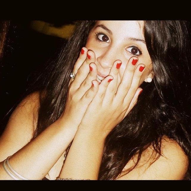 Conyroque07's profile picture. Cuando la voz de un enemigo acusa ,el silencio de un amigo condena
Las cosas no se dicen se hacen porque al hacerlas se dicen solas