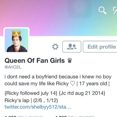 AriO2L_A2's profile picture. hi @AriO2L is my main account follow me there , thanks ily ✨❤️