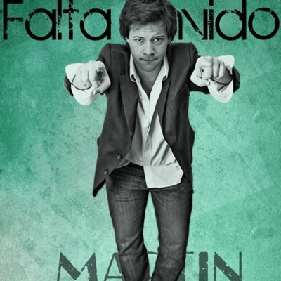 mbulje's profile picture. quise poner tantas cosas en mi biografía que al final no puse nada