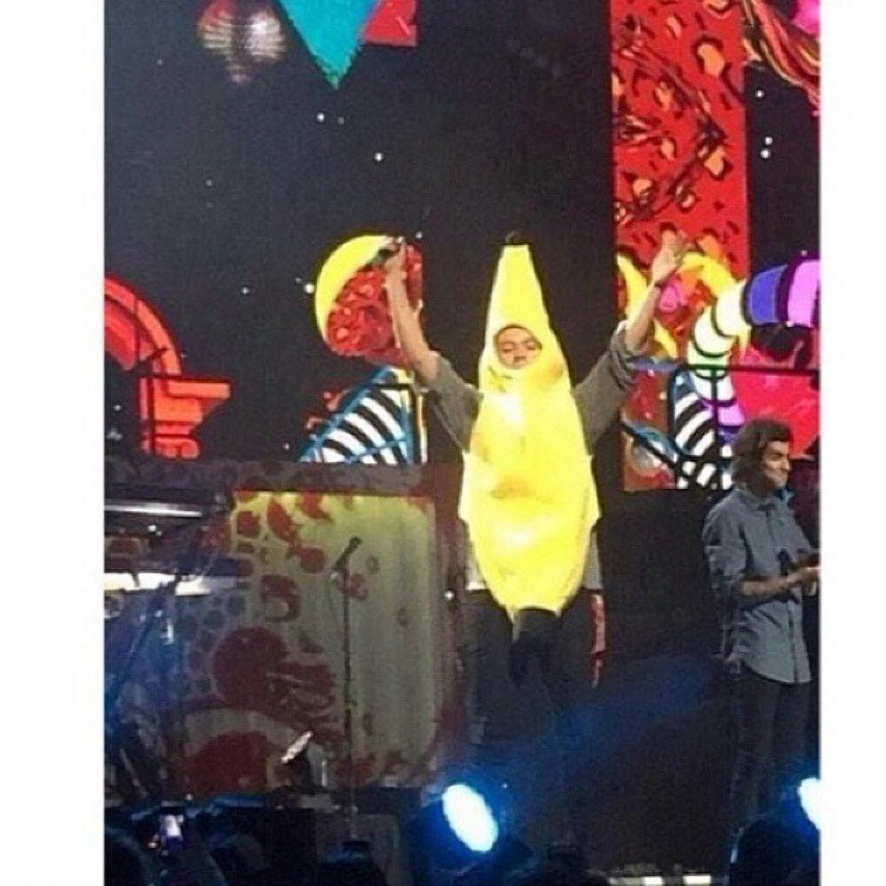 One Direction the main squeez yo ✊✨