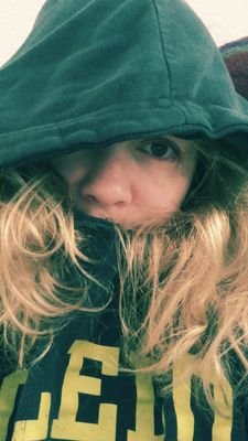 kesuge's profile picture. .🙃.