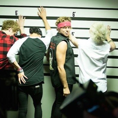 Buy 5 Seconds of Summer's debut album  http://t.co/gsabClqSYf
