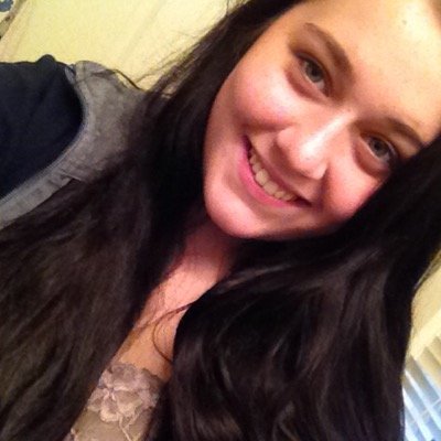 Hi i'm kassidy i love animals and i love to take pictures and listen to music please follow