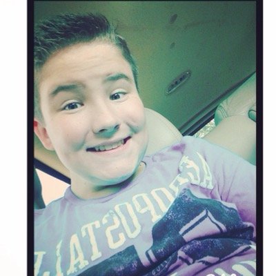 connerlee11's profile picture. Jesus,Piano,and Music!