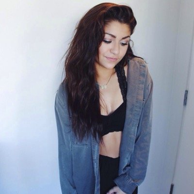 yo free follow // follow @avons_pride // she follows back