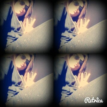 LanaLana122's profile picture. 