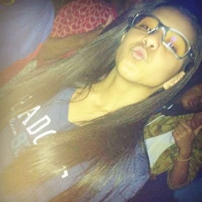Instagran : Jenynovasky_
Facebook : Jeniffer Novasky Snap JenyNovasky