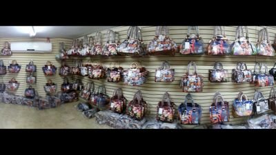 storescarteras's profile picture. carteras outlet stores venta de carteras accesorios y te cambiamos lo q no vendas en Humacao lado del acaa y cayey lado la guardia nacional 7879342904