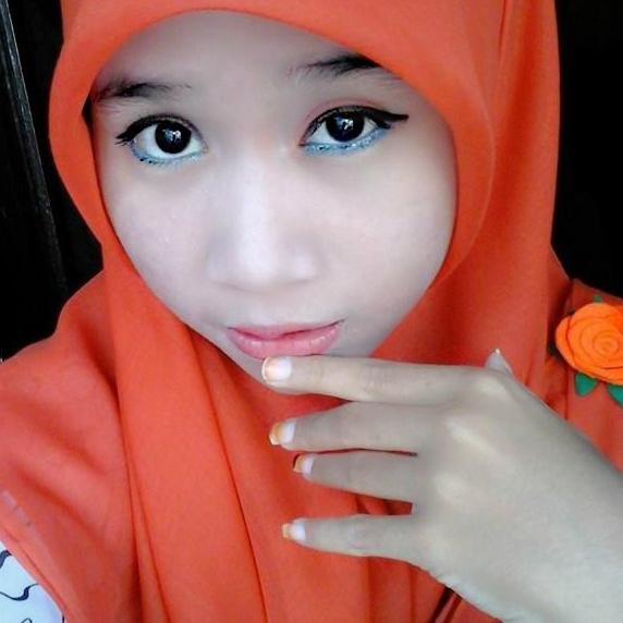 HeLinA uLyA