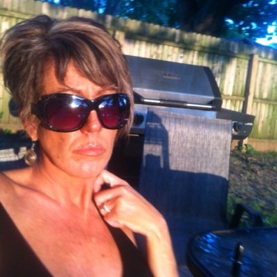 Tina_frm_Jerzi's profile picture. I love being a mother and staying true to myself