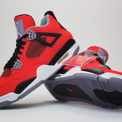 Just kickin' it | #LaceEmUp | DM your best sneaker picture(s) | I do not own any pictures i post