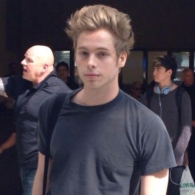 i want to hate you but i can't so i just hate myself a little more instead