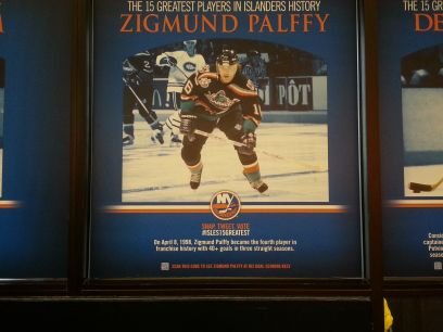 #isles Season ticket holder!!!! ZIGGY PALFFY 4 LIFE!!! Hockey, music and comic/cartoon art - guitar player and trying to live life as best as possible