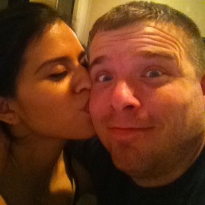 movinonup13's profile picture. 