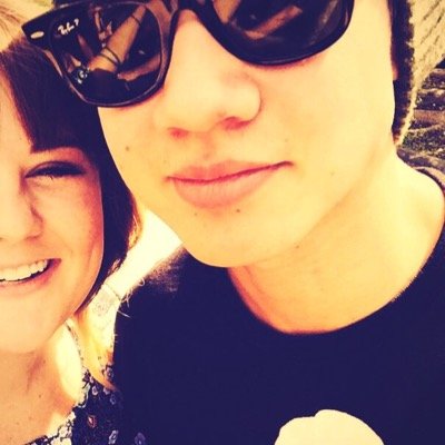 saved account @wamwesiacalum
so in love with him