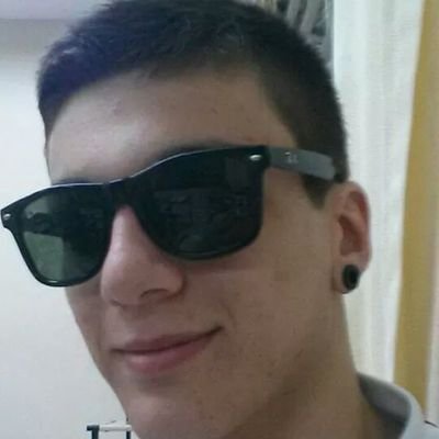 so apenas um sonhador, e sonho com um dia melhor !!
